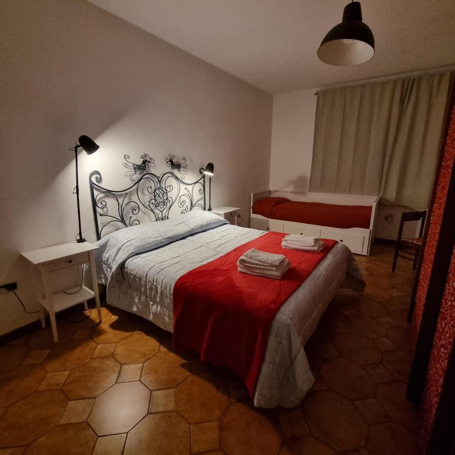 Sa Stiddiosa Guesthouse Gadoni Экстерьер фото